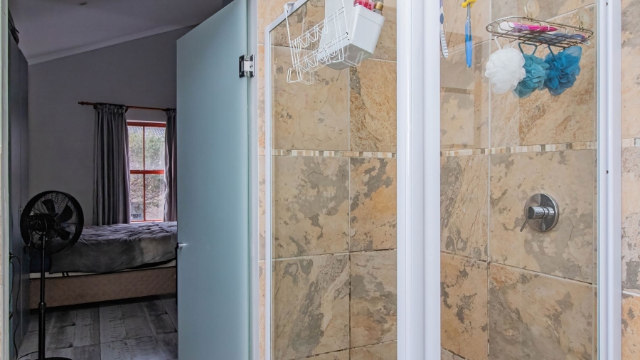 4 Bedroom Property for Sale in Sandbaai Western Cape
